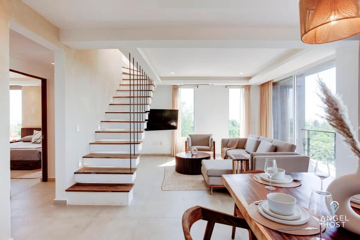 Jungle & Ocean View Condos, 2 Shared Pools & Rooftop